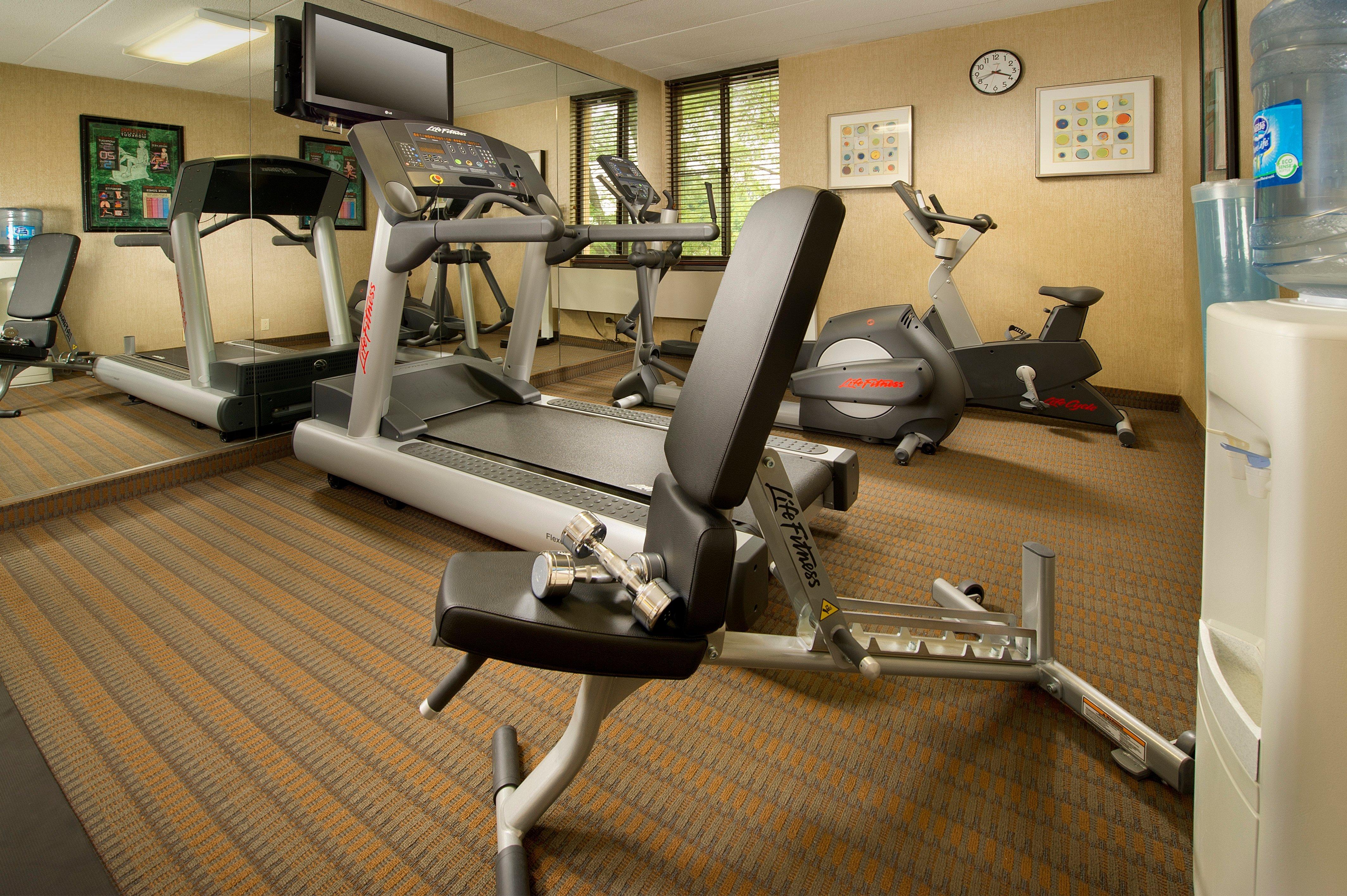 Holiday Inn Express Fairfax-Arlington Boulevard By Ihg Eksteriør billede